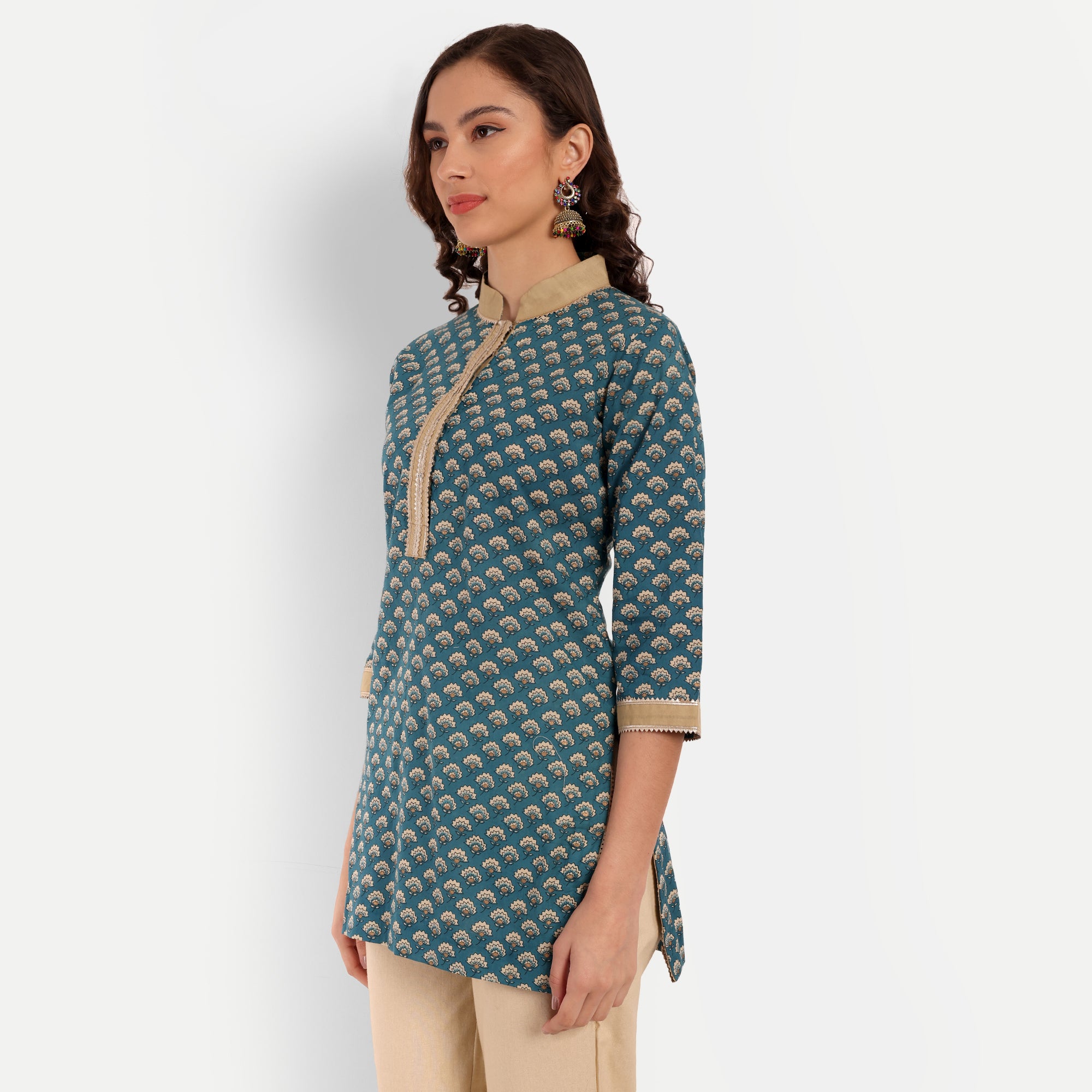 Naariy Teal Blue Floral Printed Straight Cotton Tunic with Stylish Look For Women