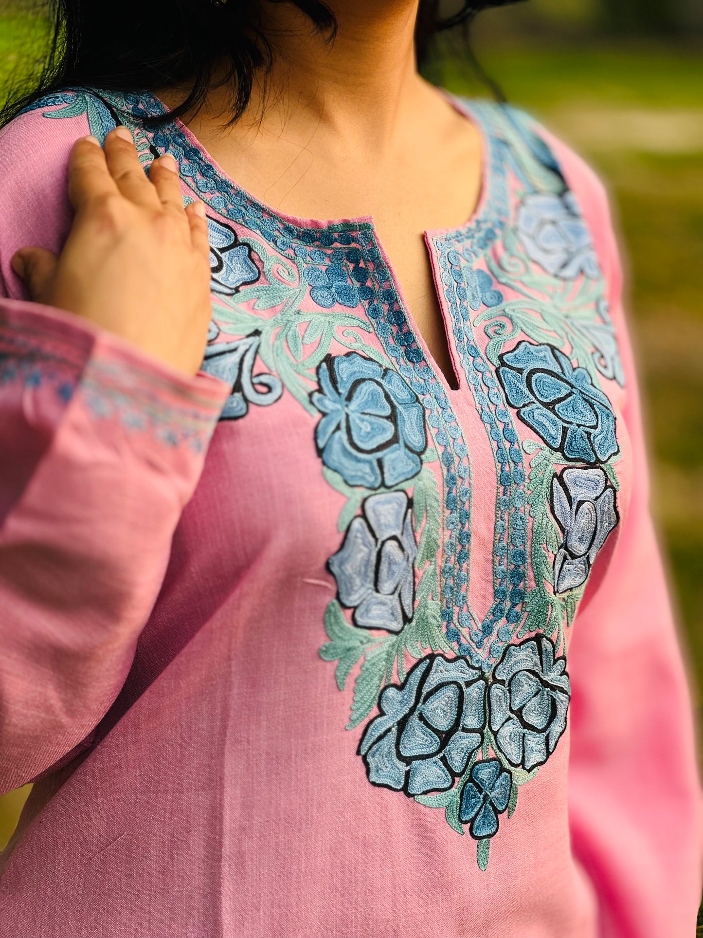 Pink Embroidered Thread Work Pink Cotton Straight Kurti For Women