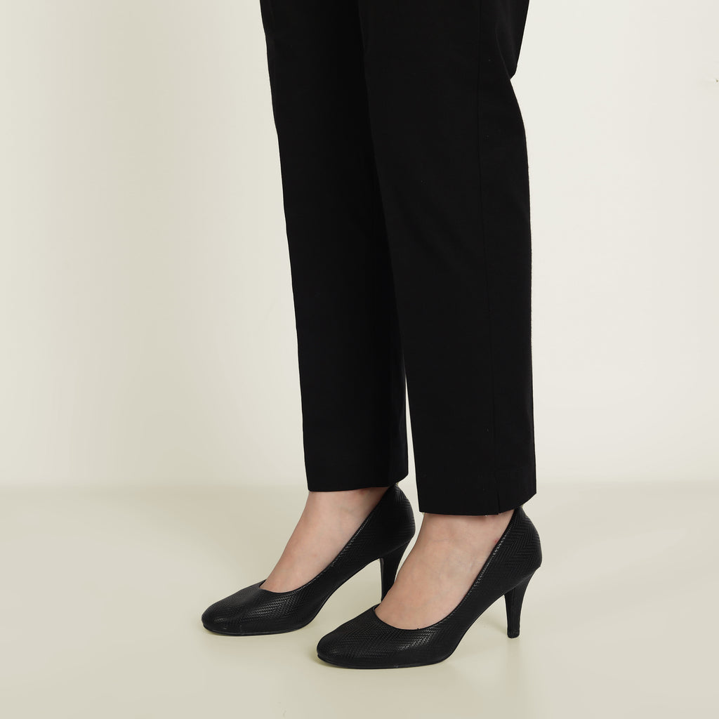 Women Black & Beige Cotton Pants