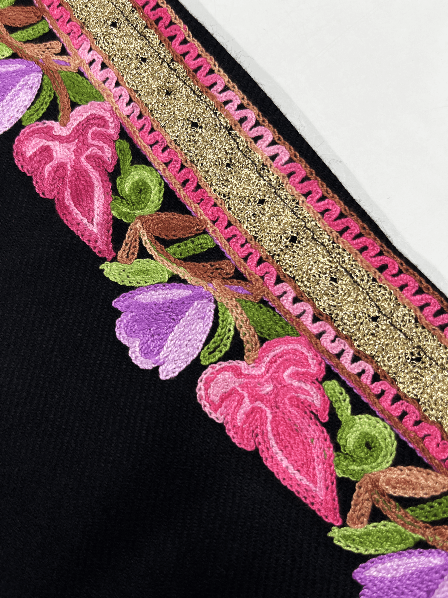 Black Aari and Tilla Embroidered Kashmiri Co-ord set