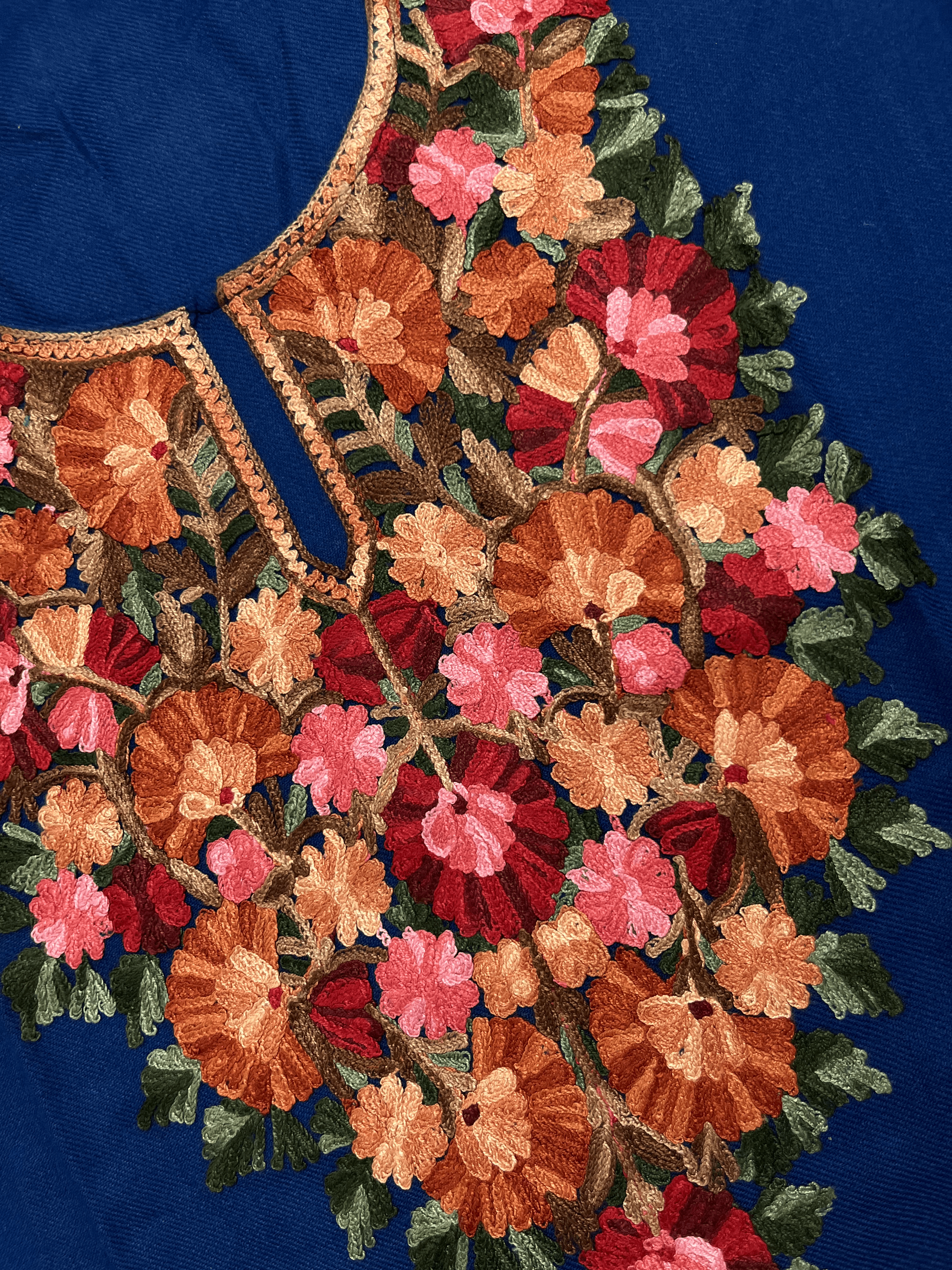 Blue & Red Floral Aari Embroidered Kashmiri Co-ord set
