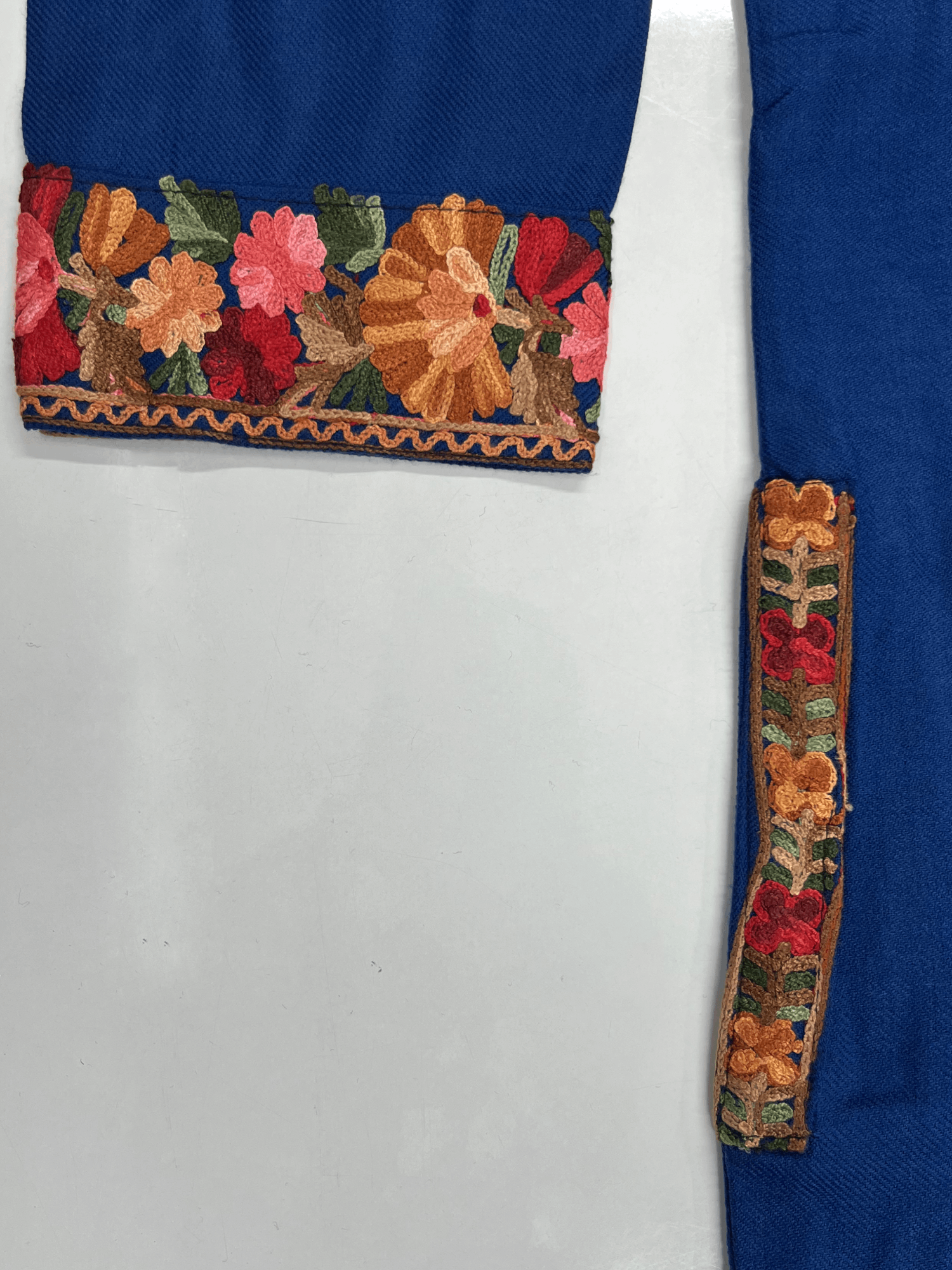 Blue & Red Floral Aari Embroidered Kashmiri Co-ord set
