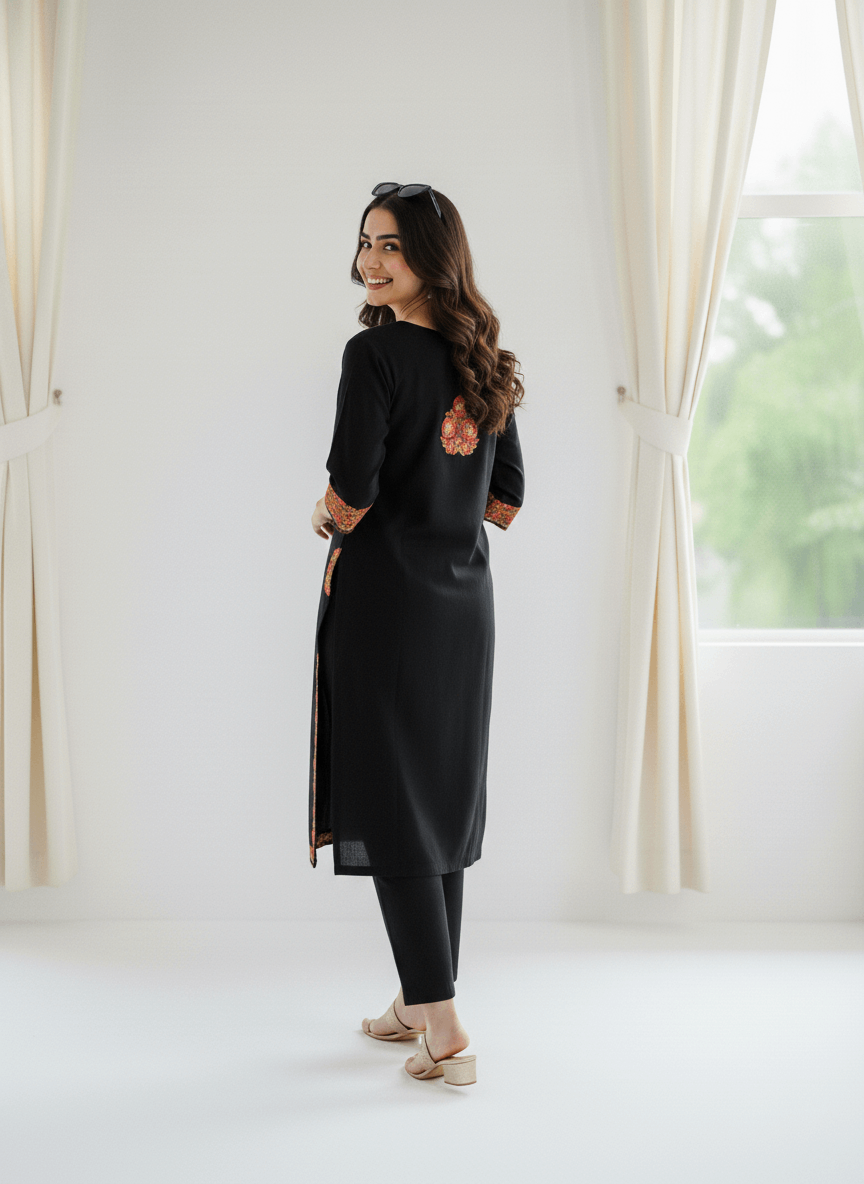 Classic Black Aari & Tilla Embroidered Kashmiri Pheran