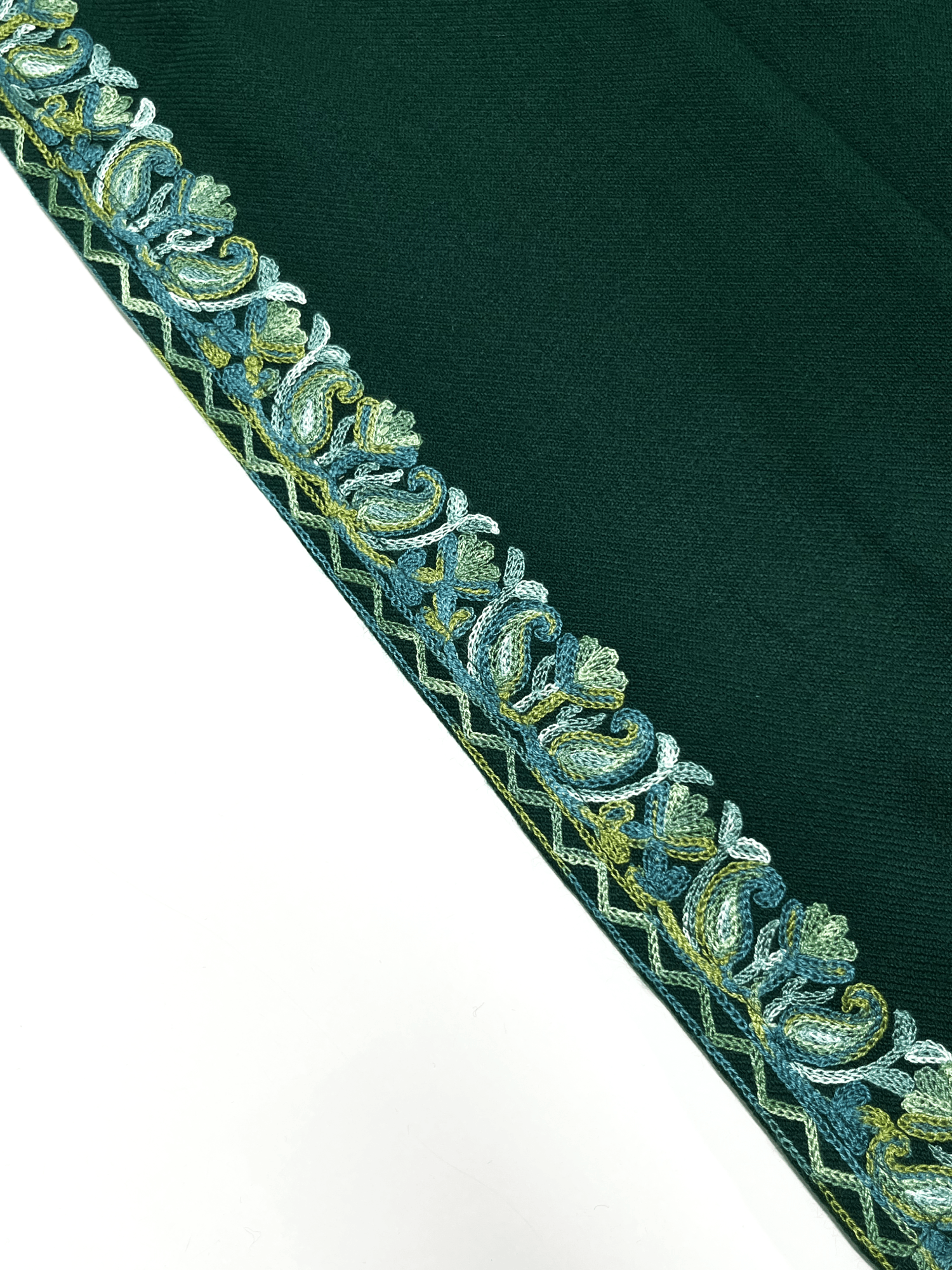 Green Floral Aari Embroidered Kashmiri Pheran