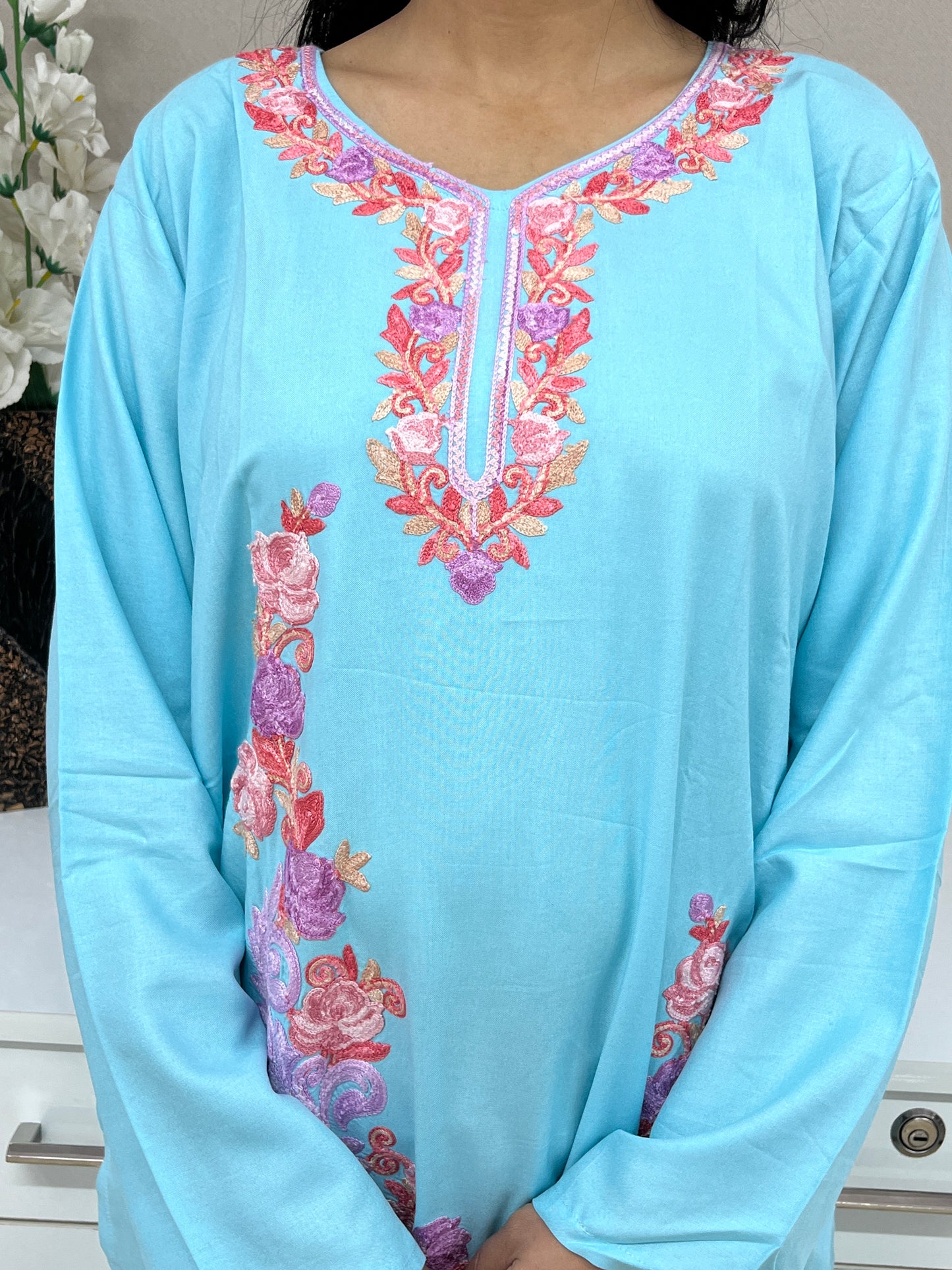 Naariy Sky Blue Embroidered Thread Work Rayon Straight Kurti