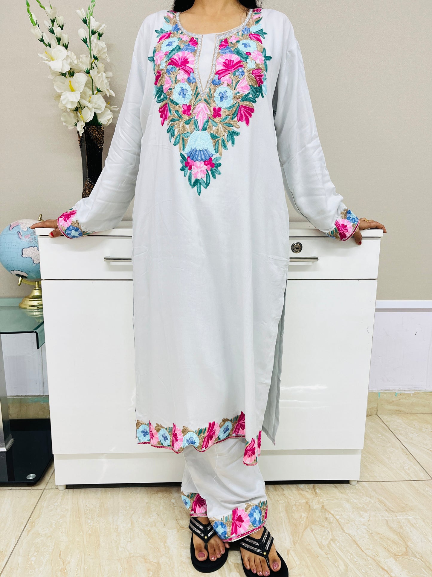 Naariy Multicolor Embroidered Grey Rayon Co-ord Set