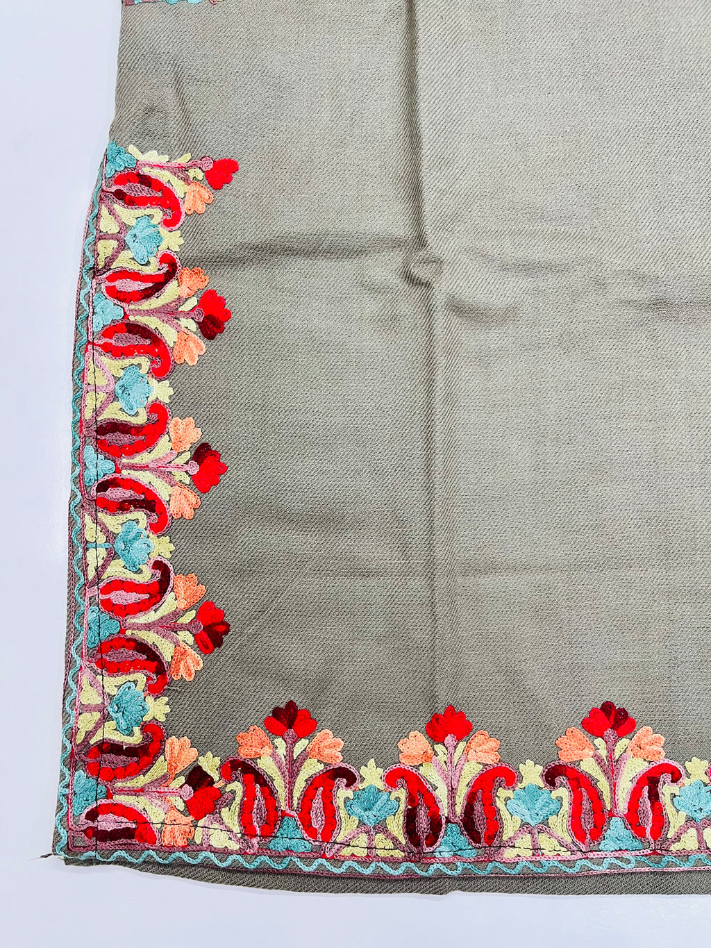 Grey Embroidered Kashmiri Pheran