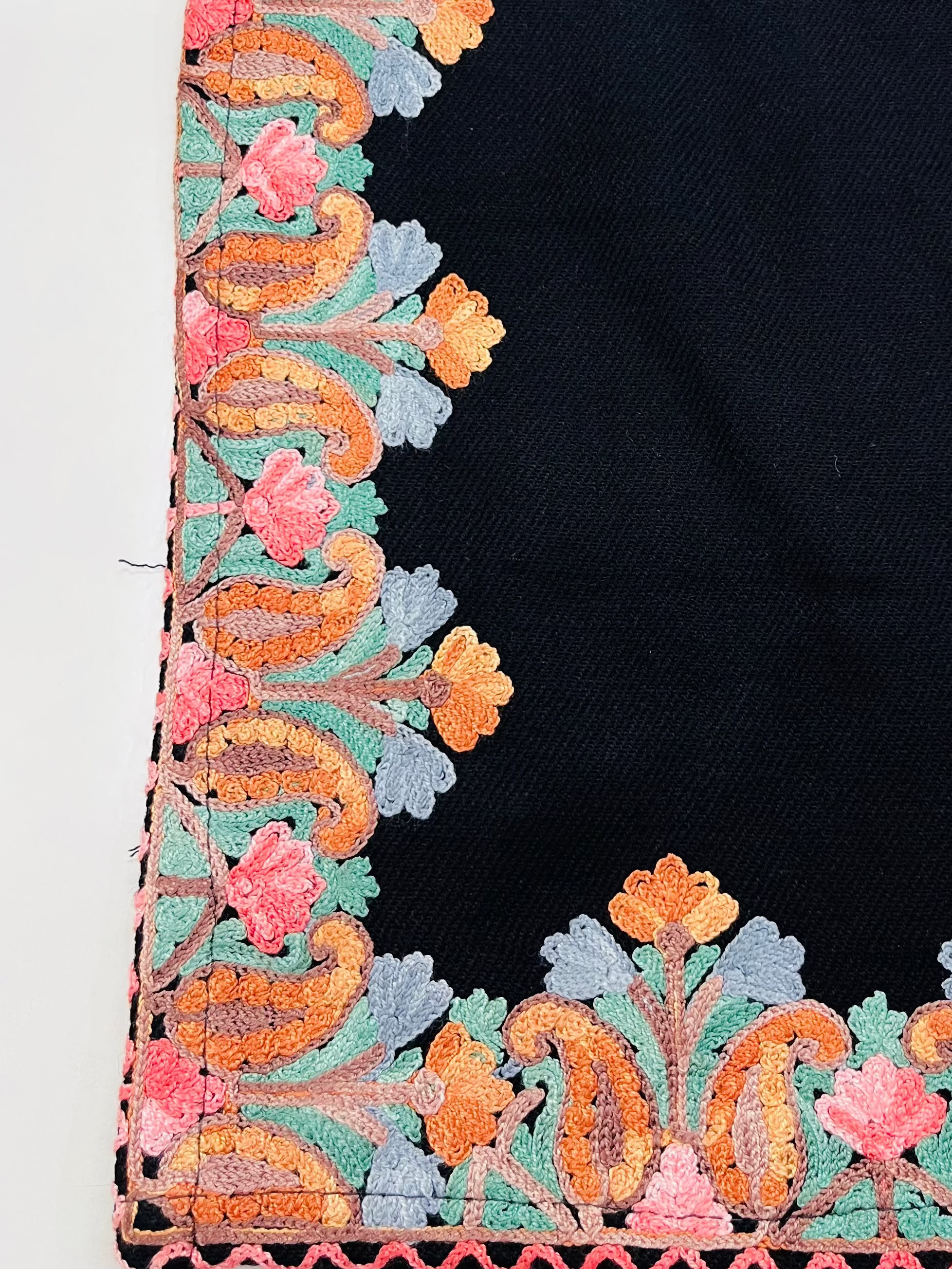 Black & Multicolor  Embroidered Kashmiri Pheran