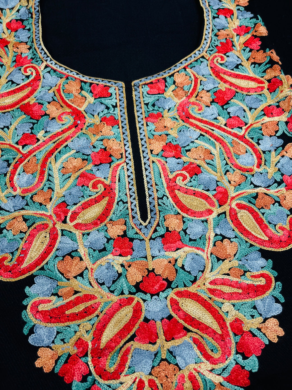 Black & Multicolor Embroidered Kashmiri Pheran