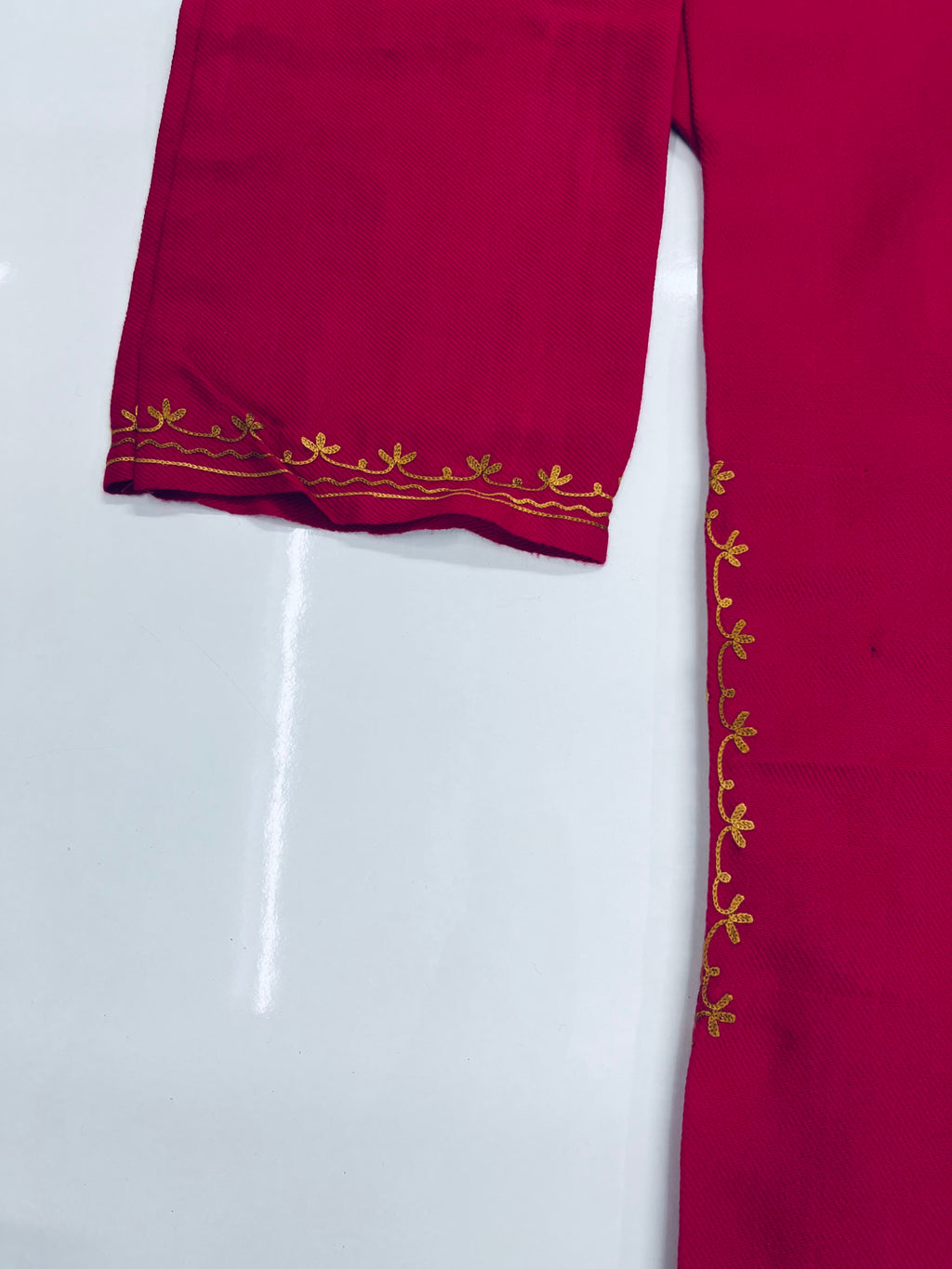 Pink Embroidered Kashmiri Pheran