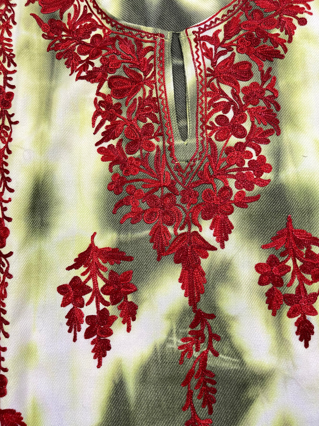 Green & Maroon Embroidered Kashmiri Pheran