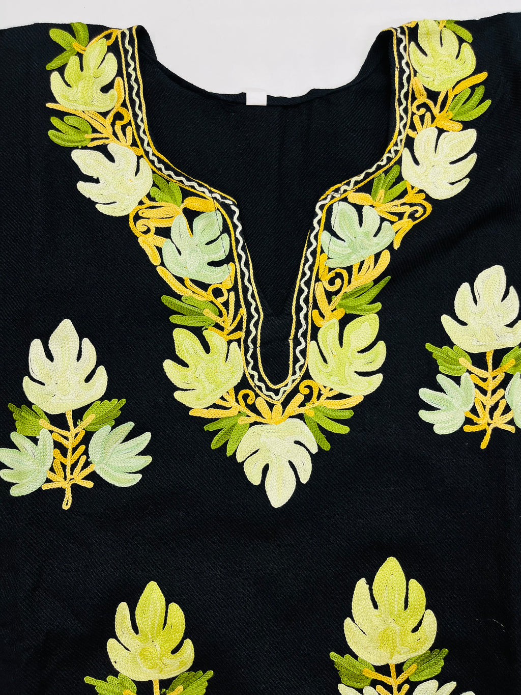 Black & Green Floral Embroidered Kashmiri Pheran