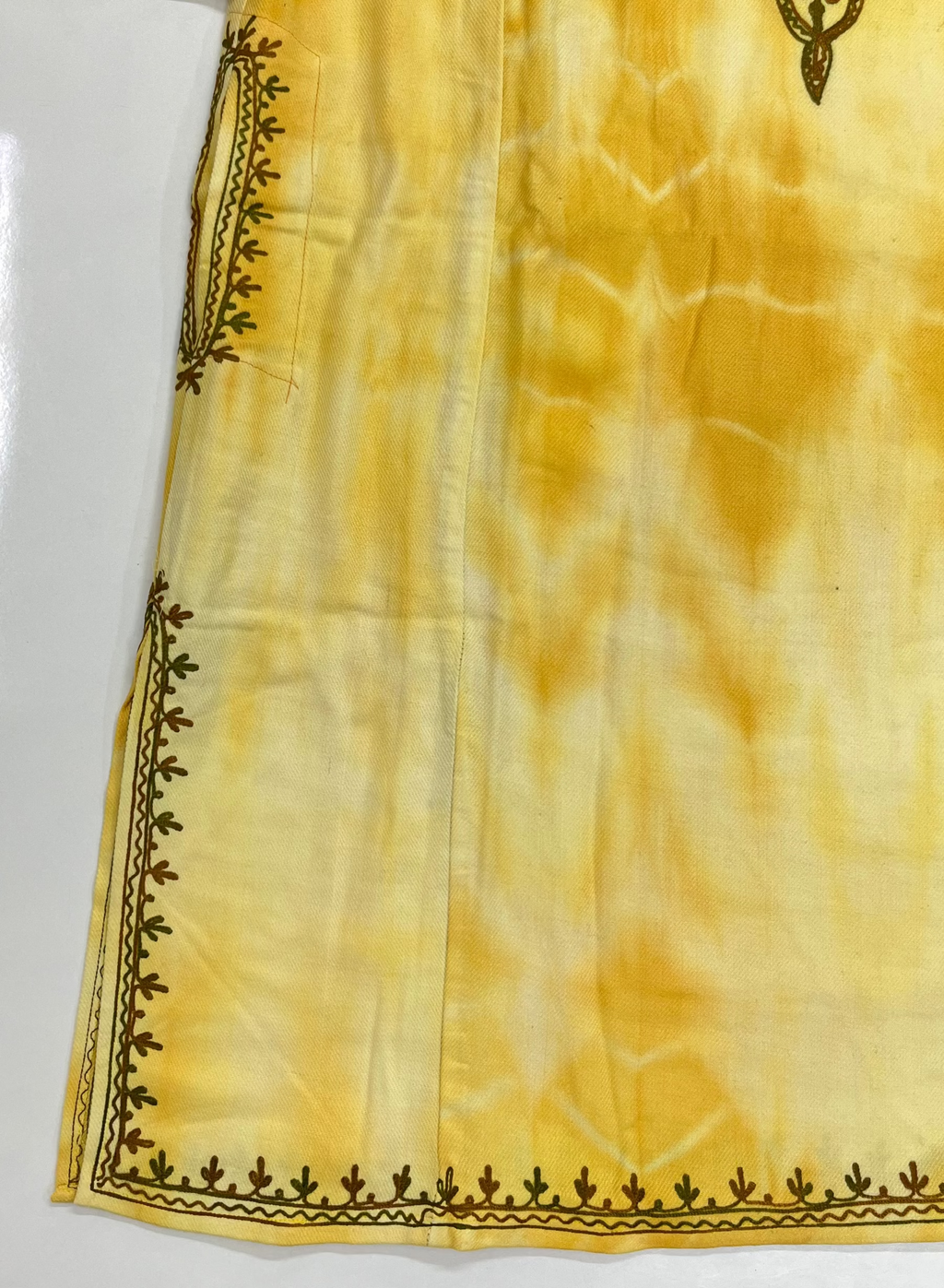 Yellow Floral Embroidered Kashmiri Pheran