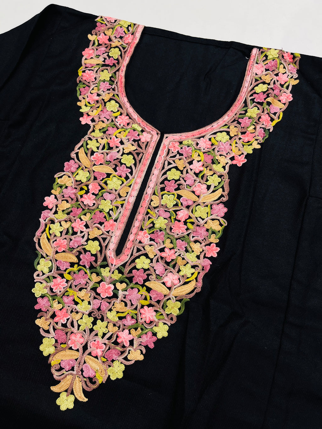 Black & Multicolor Embroidered Kashmiri Pheran