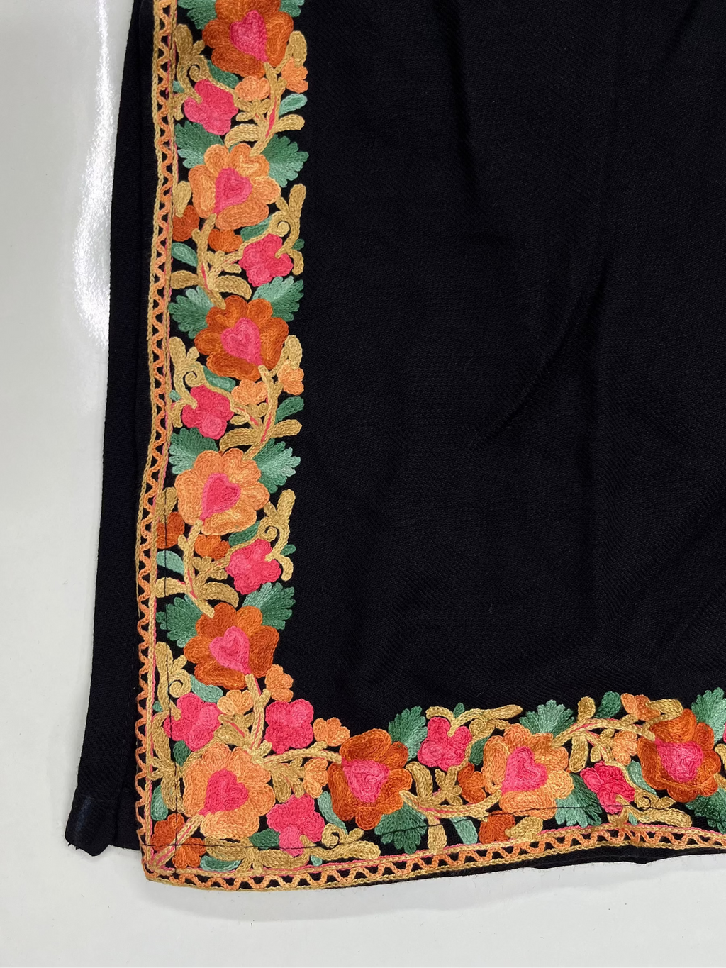 Black & Red Floral Embroidered Kashmiri Pheran