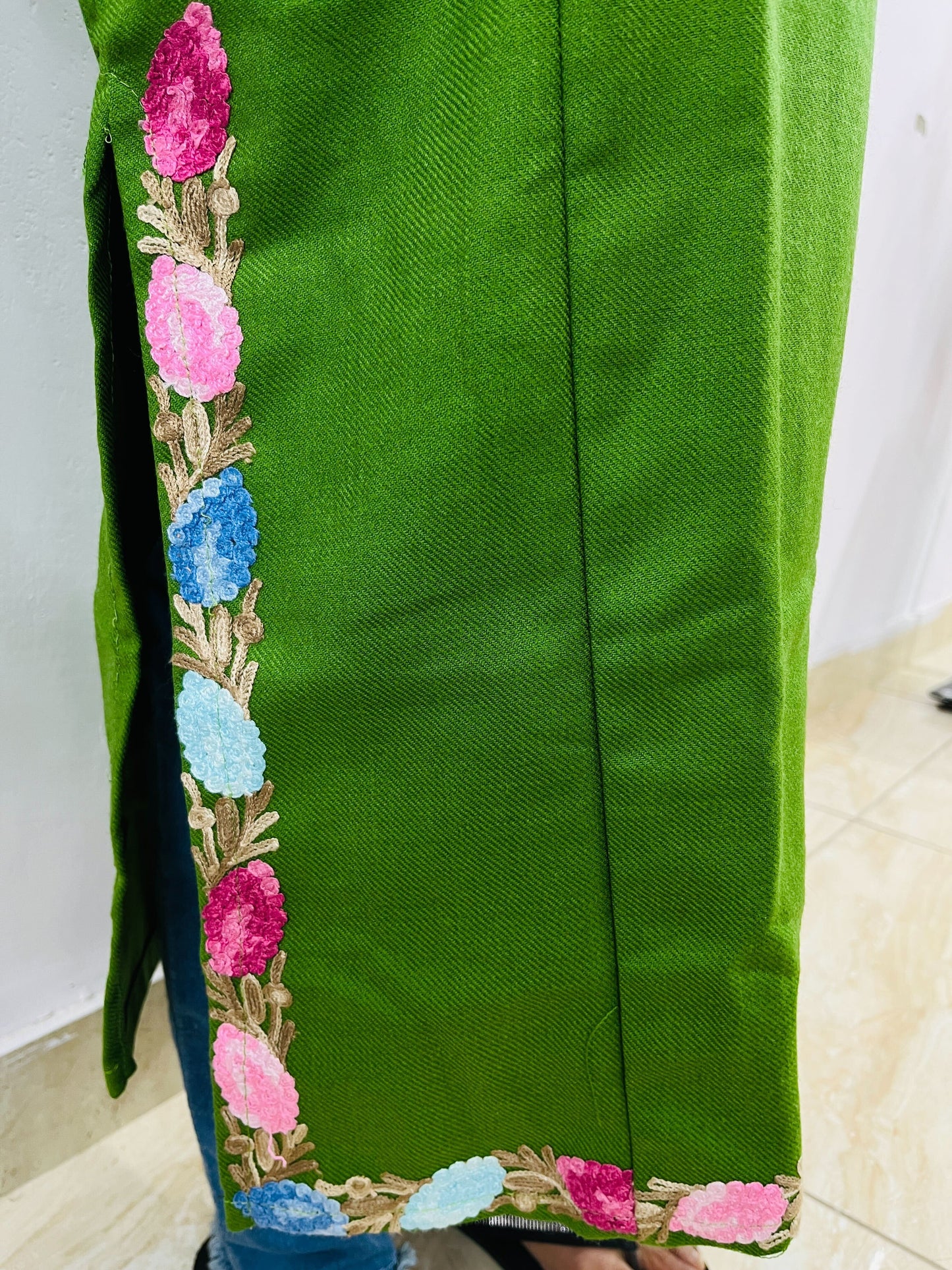 Green Arm Design Aari Embroidered Phiran