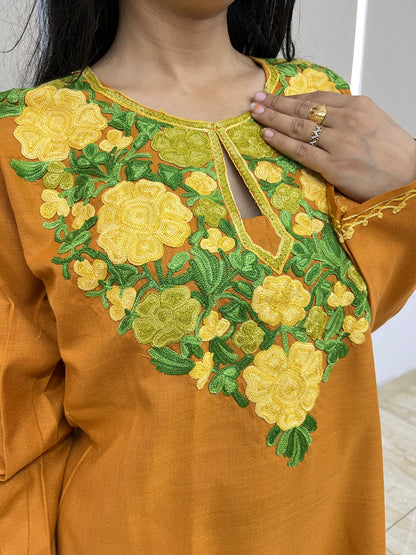 Naariy Mustard Embroidered Thread Work Cotton Straight Kurti