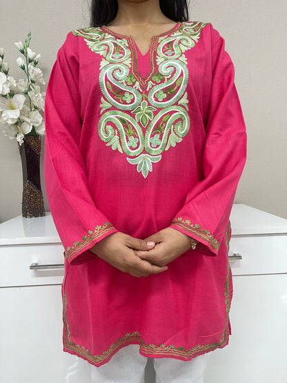 Naariy Pink with Green Embroidered Thread Work Cotton Straight Kurti