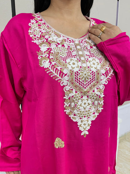 Naariy Pink Embroidered Thread Work Cotton Straight Kurti