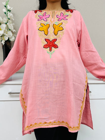 Naariy Peach Embroidered Thread Work Cotton Straight Kurti