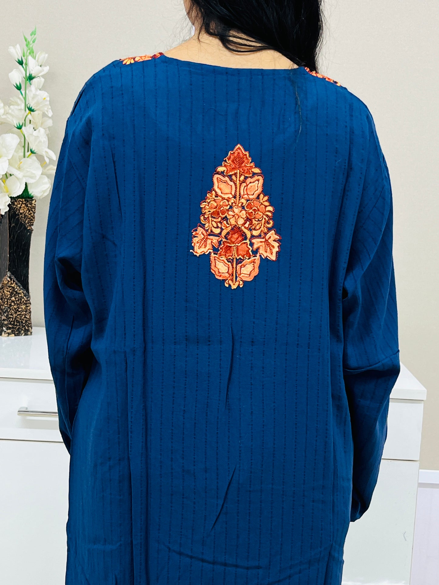 Naariy Navy Blue With Brown Embroidered Thread Work Cotton Straight Kurti