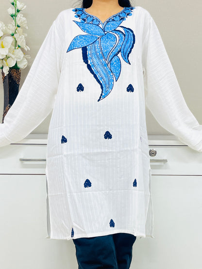 Naariy White with Blue Embroidered Thread Work Cotton Straight Kurti