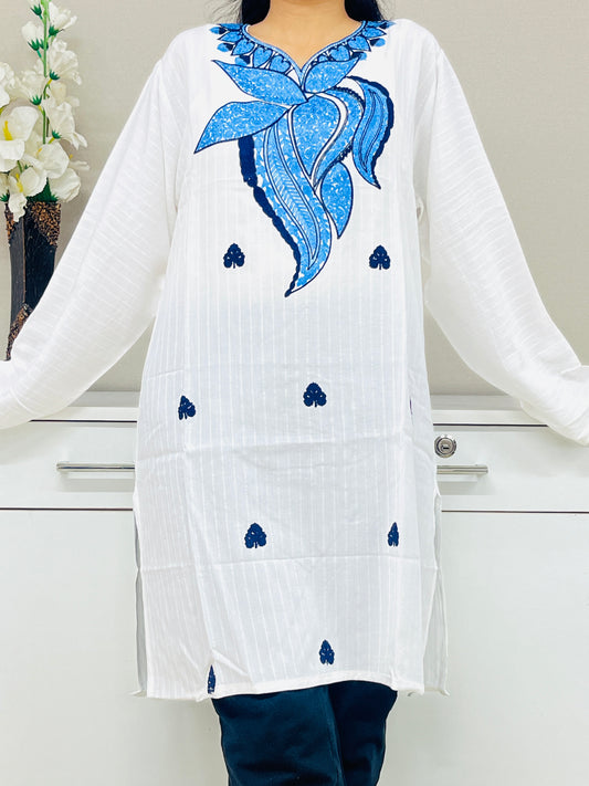 Naariy White with Blue Embroidered Thread Work Cotton Straight Kurti