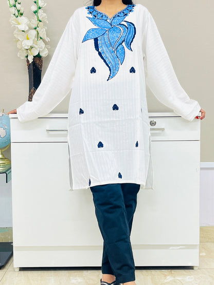 Naariy White with Blue Embroidered Thread Work Cotton Straight Kurti