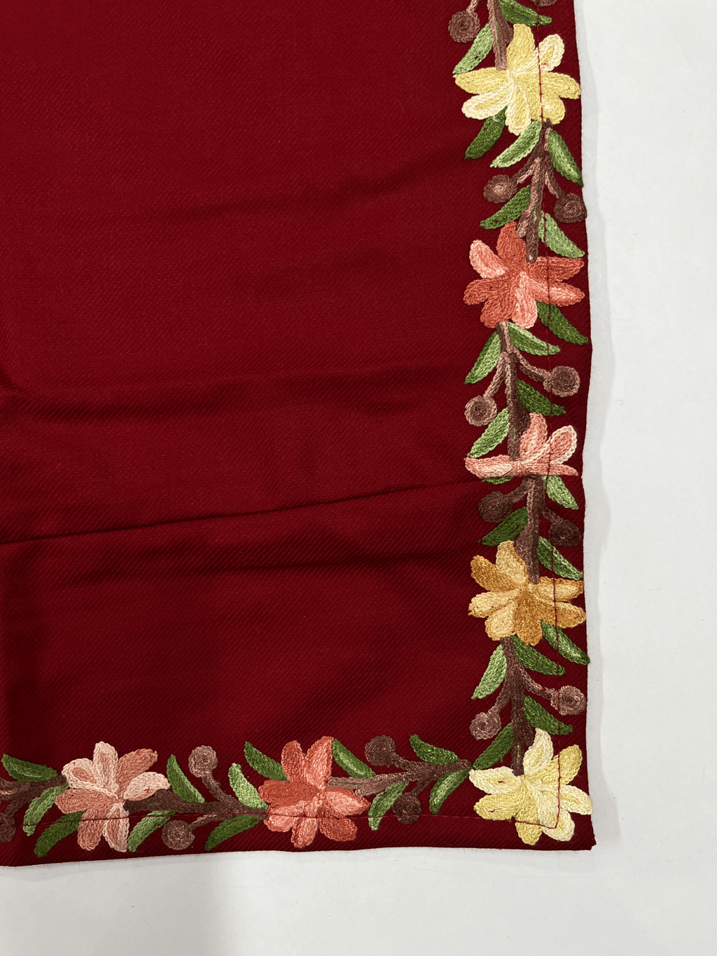 Maroon Floral Aari–Tilla Embroidered Kashmiri Pheran