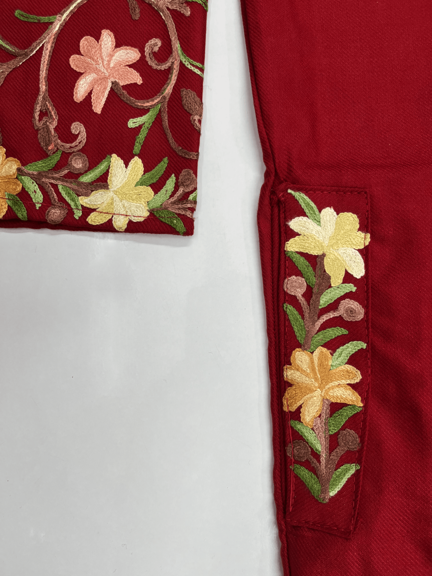 Maroon Floral Aari–Tilla Embroidered Kashmiri Pheran