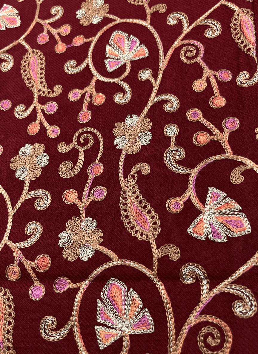 Maroon Aari–Tilla Embroidered Kashmiri Pheran