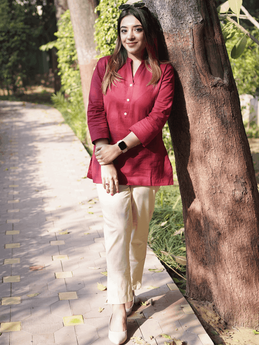 Naariy Maroon Airy Linen Short Kurti For Women