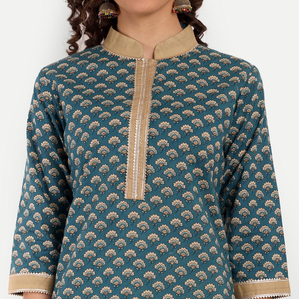 Naariy Teal Blue Floral Printed Straight Cotton Tunic For Women