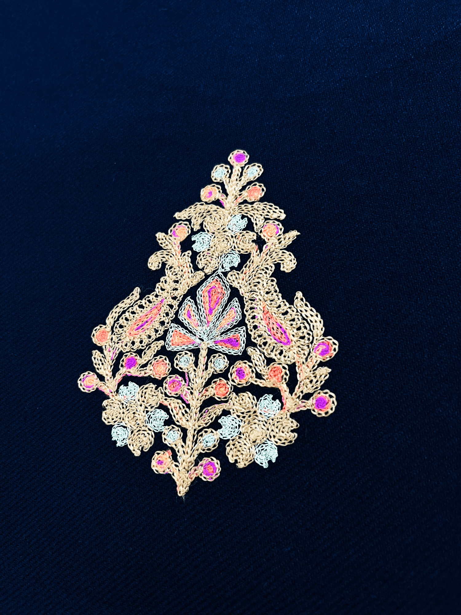 Navy Blue Aari–Tilla Embroidered Kashmiri Pheran