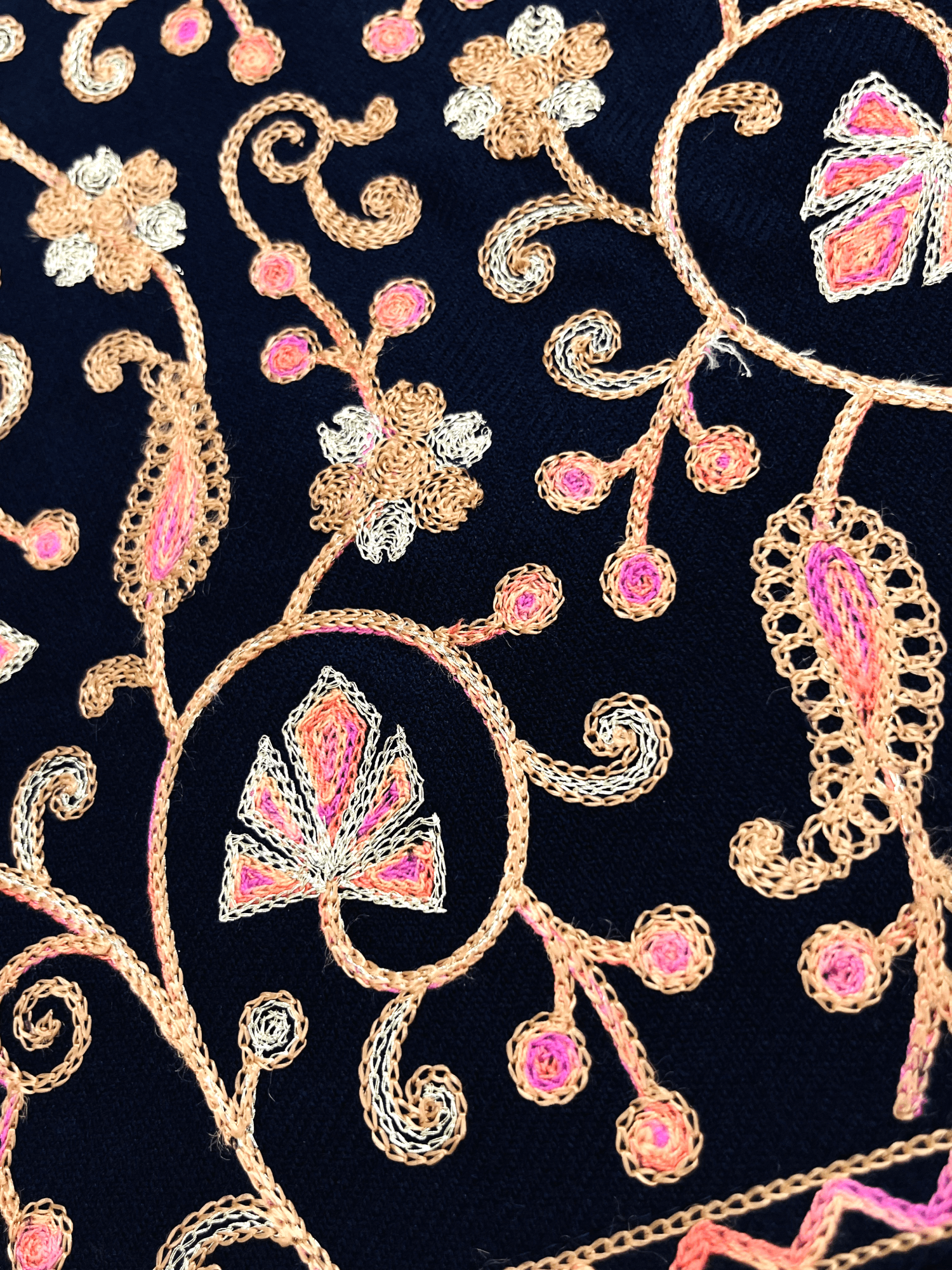 Navy Blue Aari–Tilla Embroidered Kashmiri Pheran