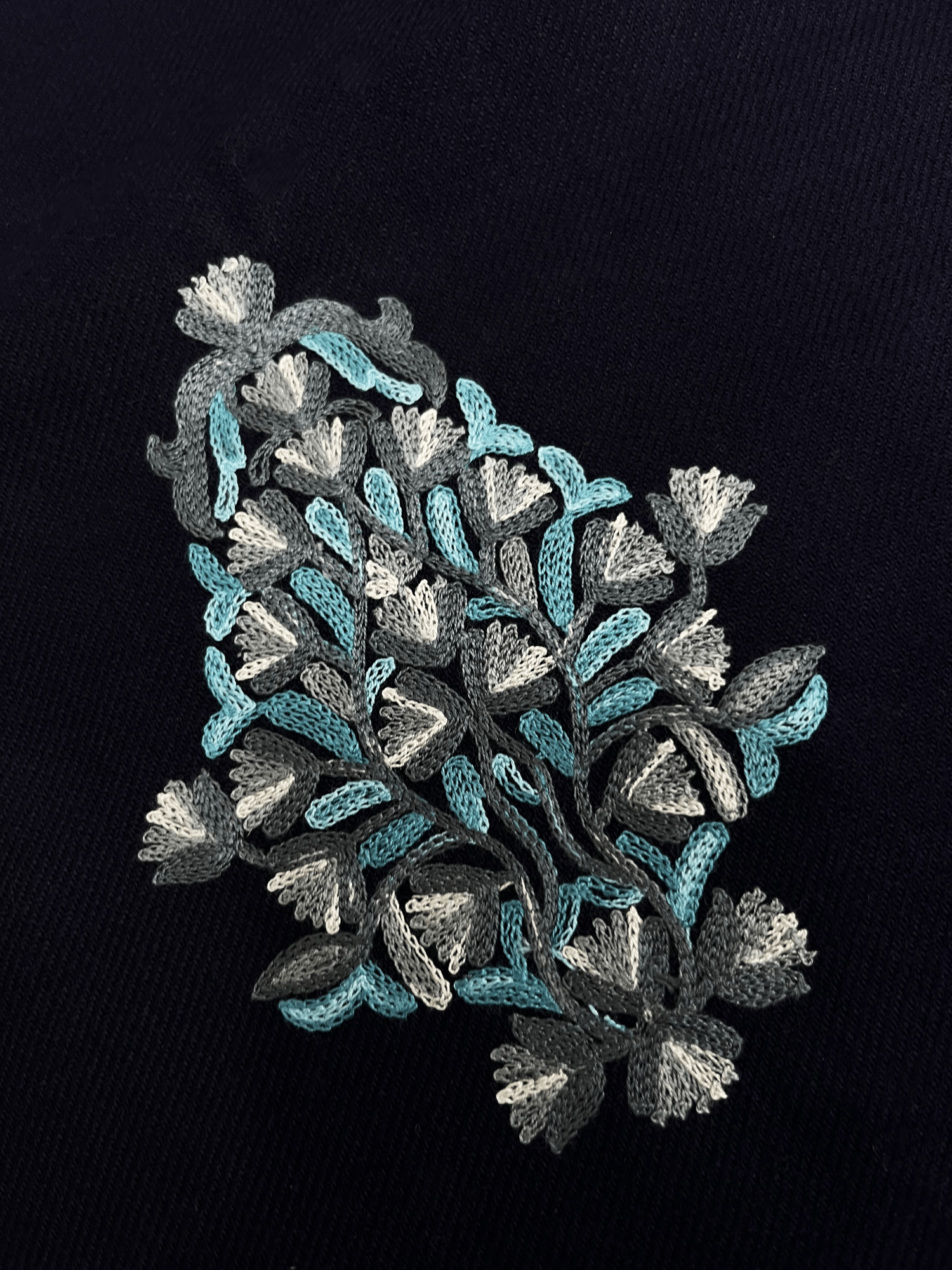 Navy Blue Floral Aari Embroidered Kashmiri Pheran