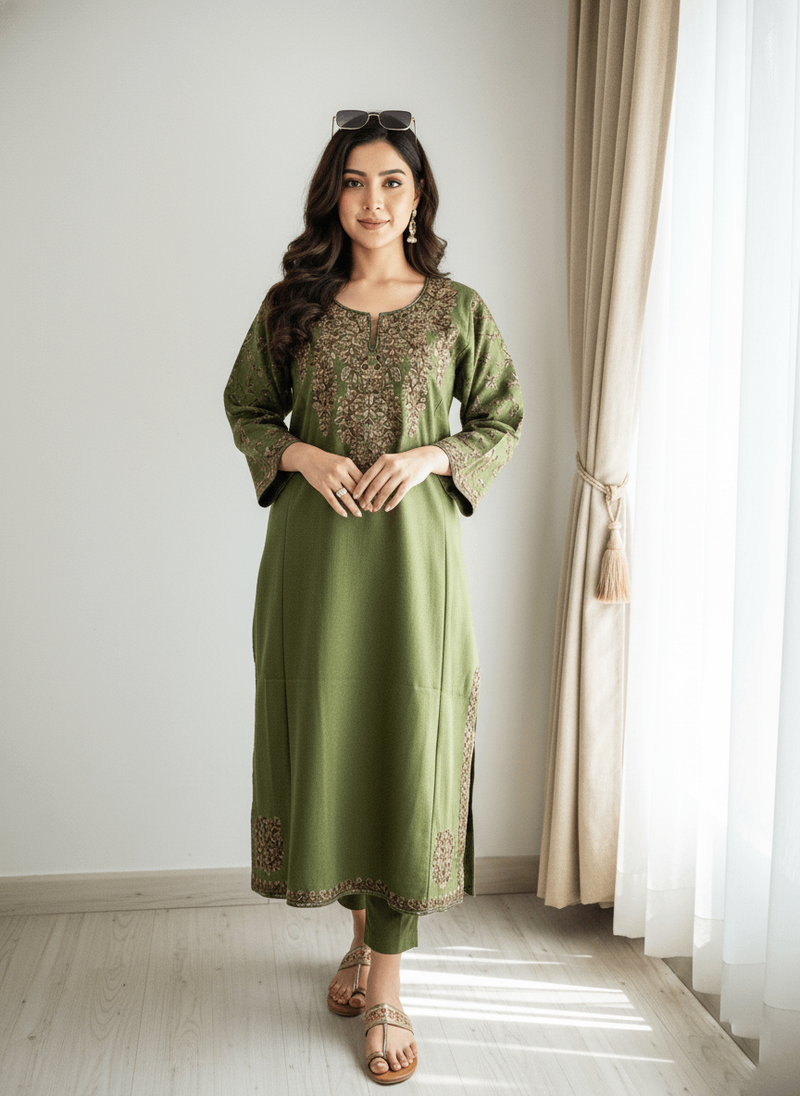 Olive Noor Aari-Embroidered Kashmiri Pheran