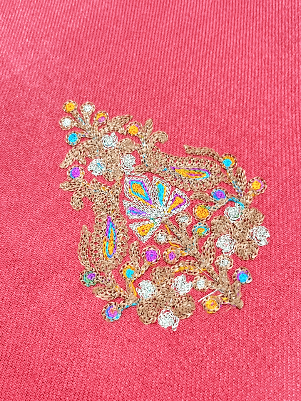 Peach Aari–Tilla Embroidered Kashmiri Pheran