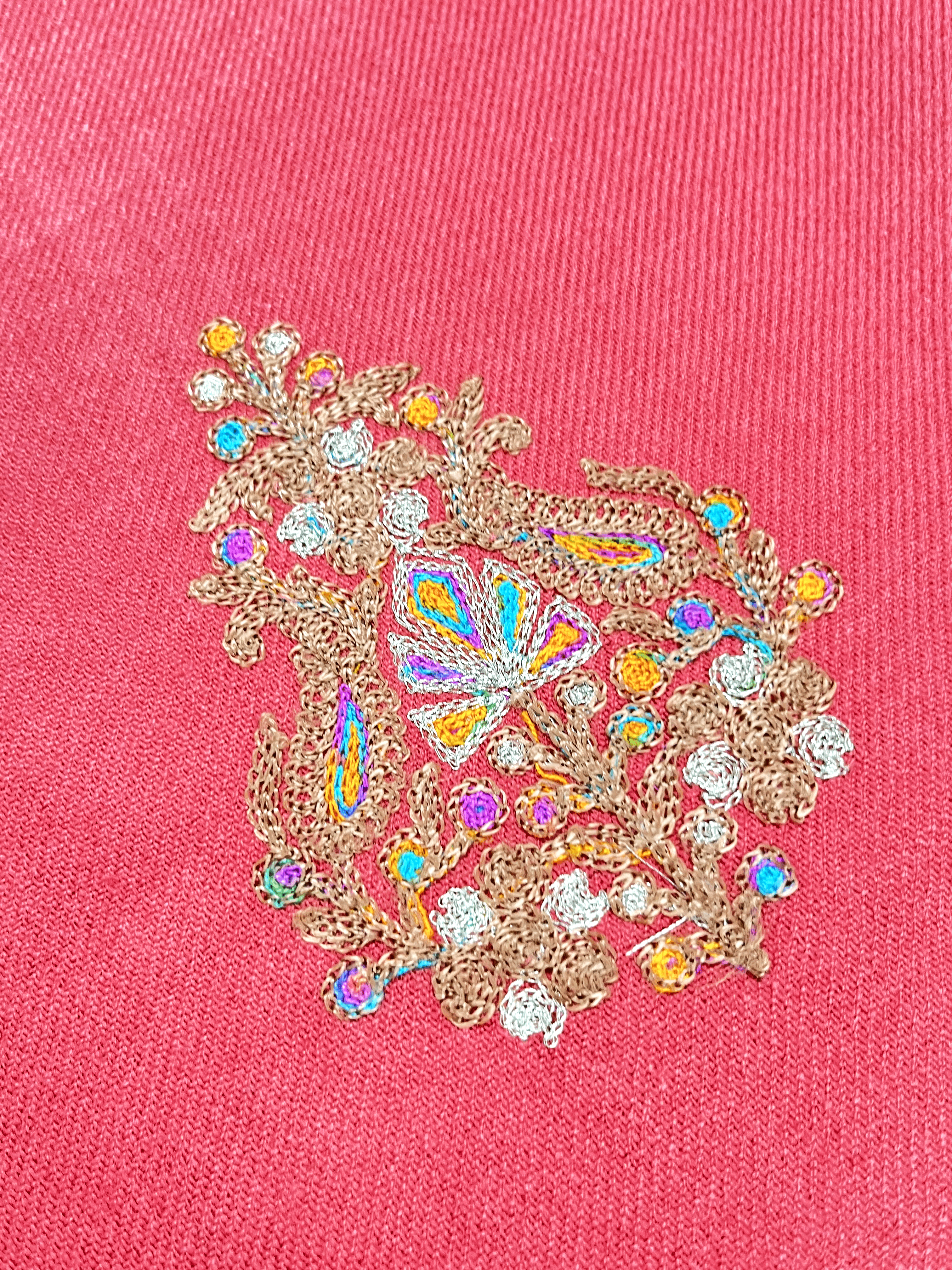 Peach Aari–Tilla Embroidered Kashmiri Pheran