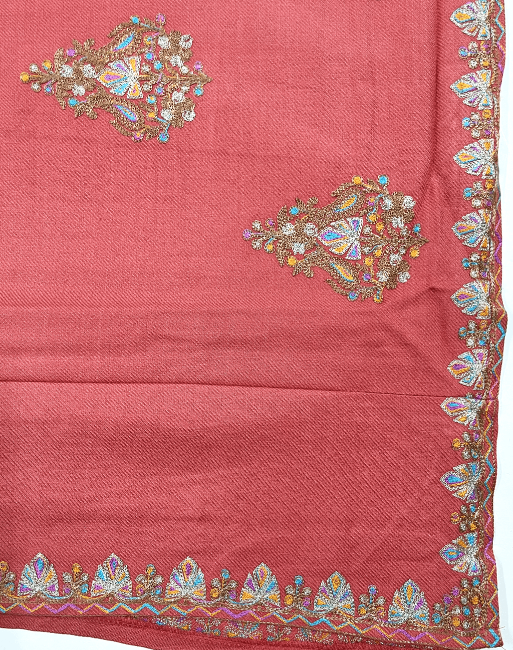 Peach Aari–Tilla Embroidered Kashmiri Pheran