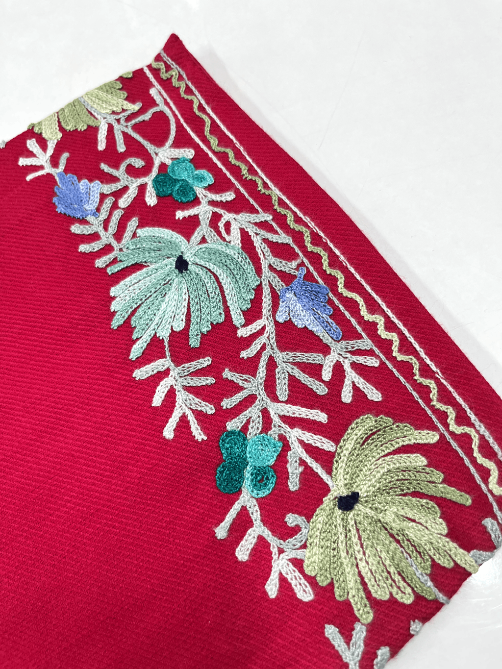 Pink Floral Aari Embroidered Kashmiri Co-ord set