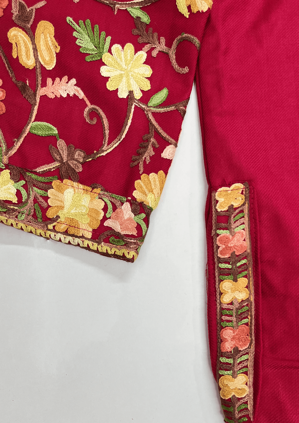 Pink Floral Aari–Tilla Embroidered Kashmiri Pheran