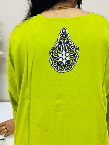 Sheen Green Thread Work Rayon Straight Kurti For Women