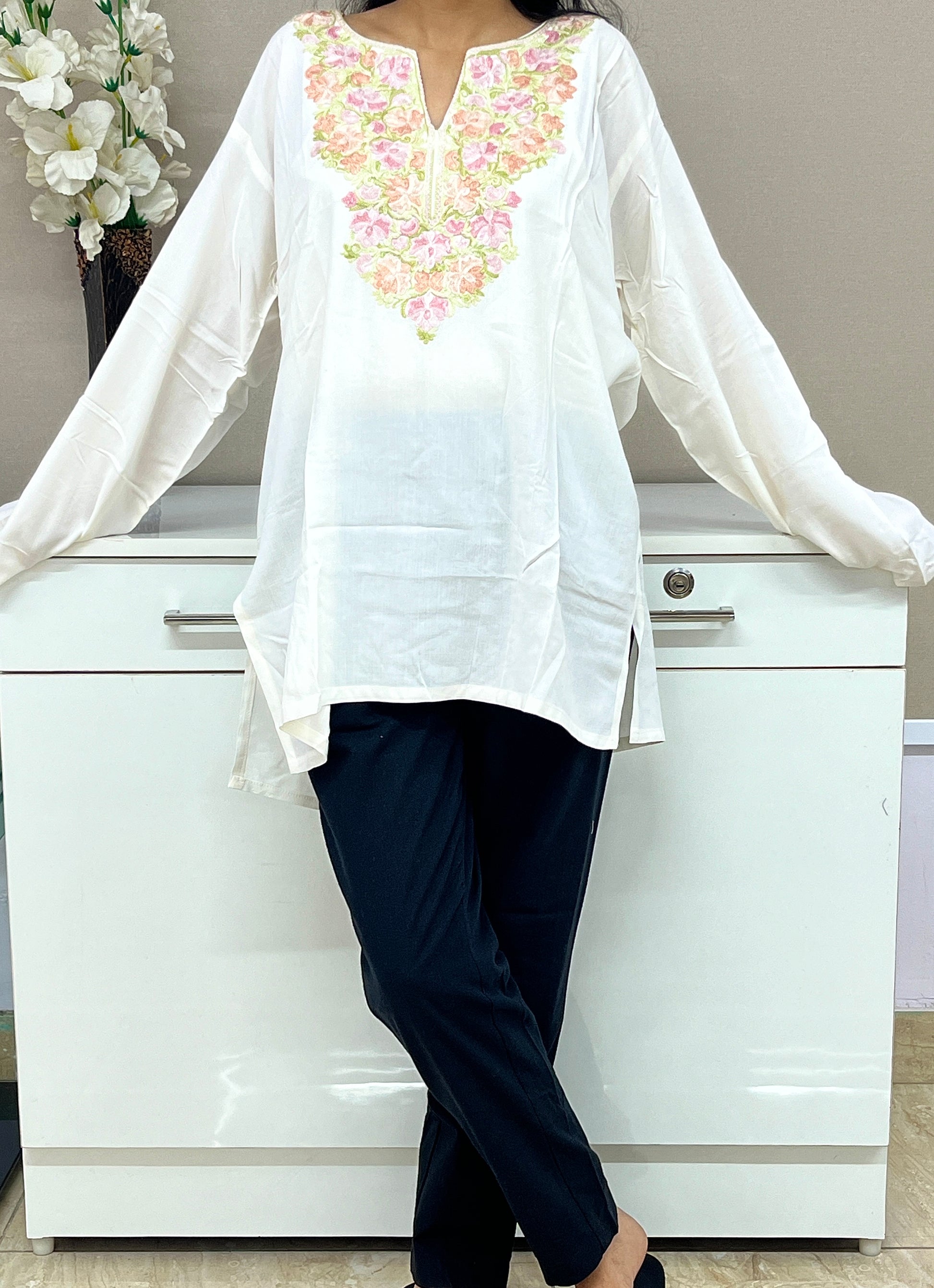  White Rayon Thread Work Straight Kurti For Women