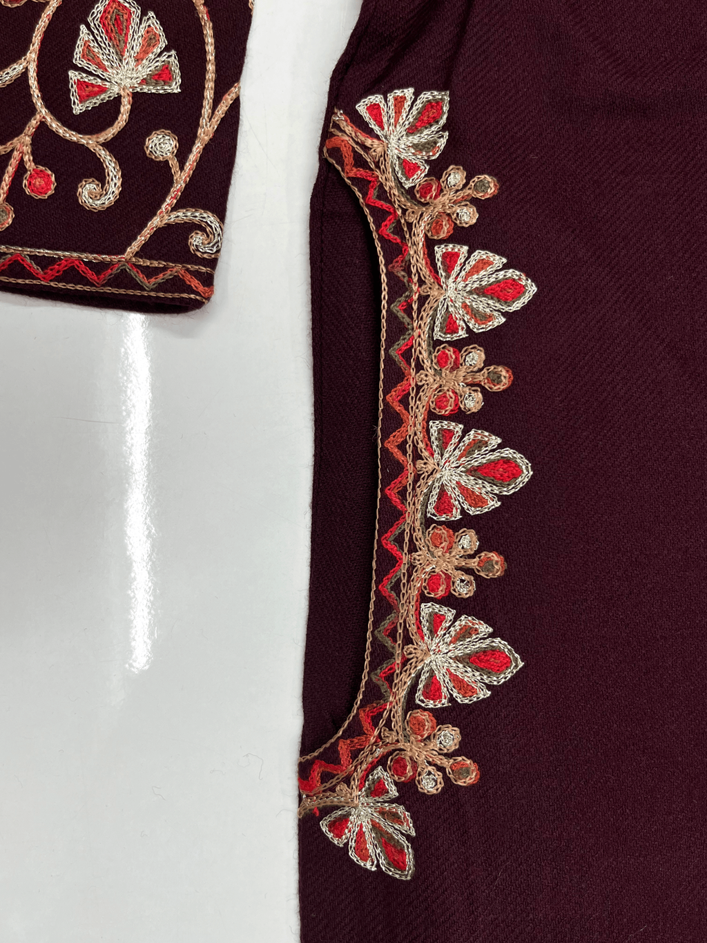 Wine Aari–Tilla Embroidered Kashmiri Pheran