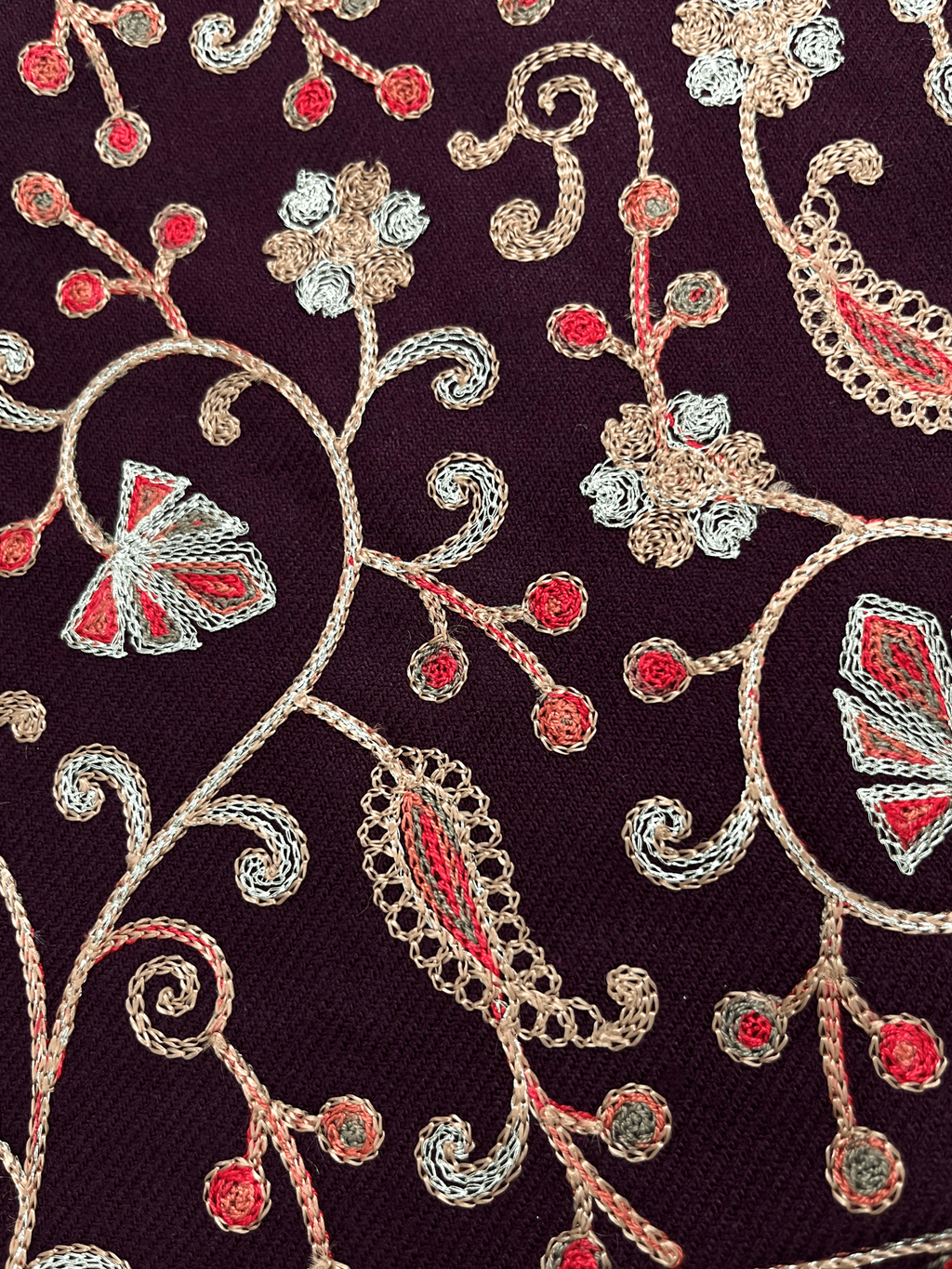 Wine Aari–Tilla Embroidered Kashmiri Pheran