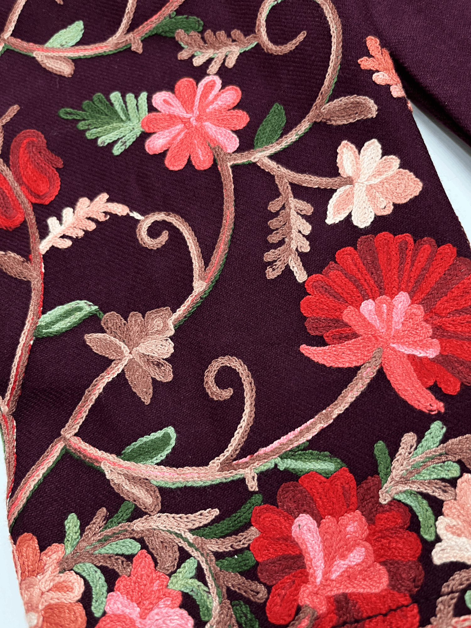 Wine Floral Aari–Tilla Embroidered Kashmiri Pheran