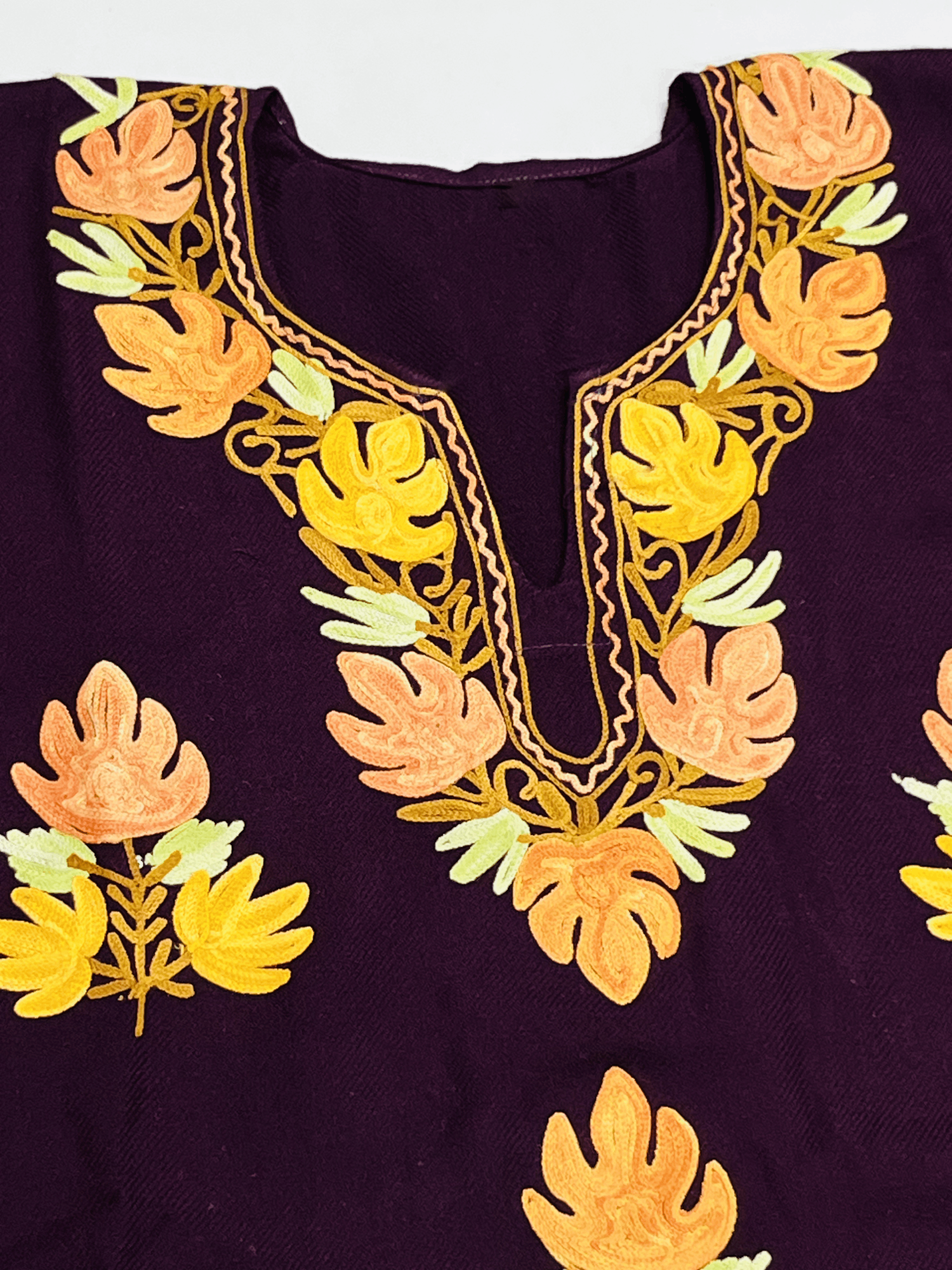 Wine Boti Aari Embroidered Kashmiri Pheran