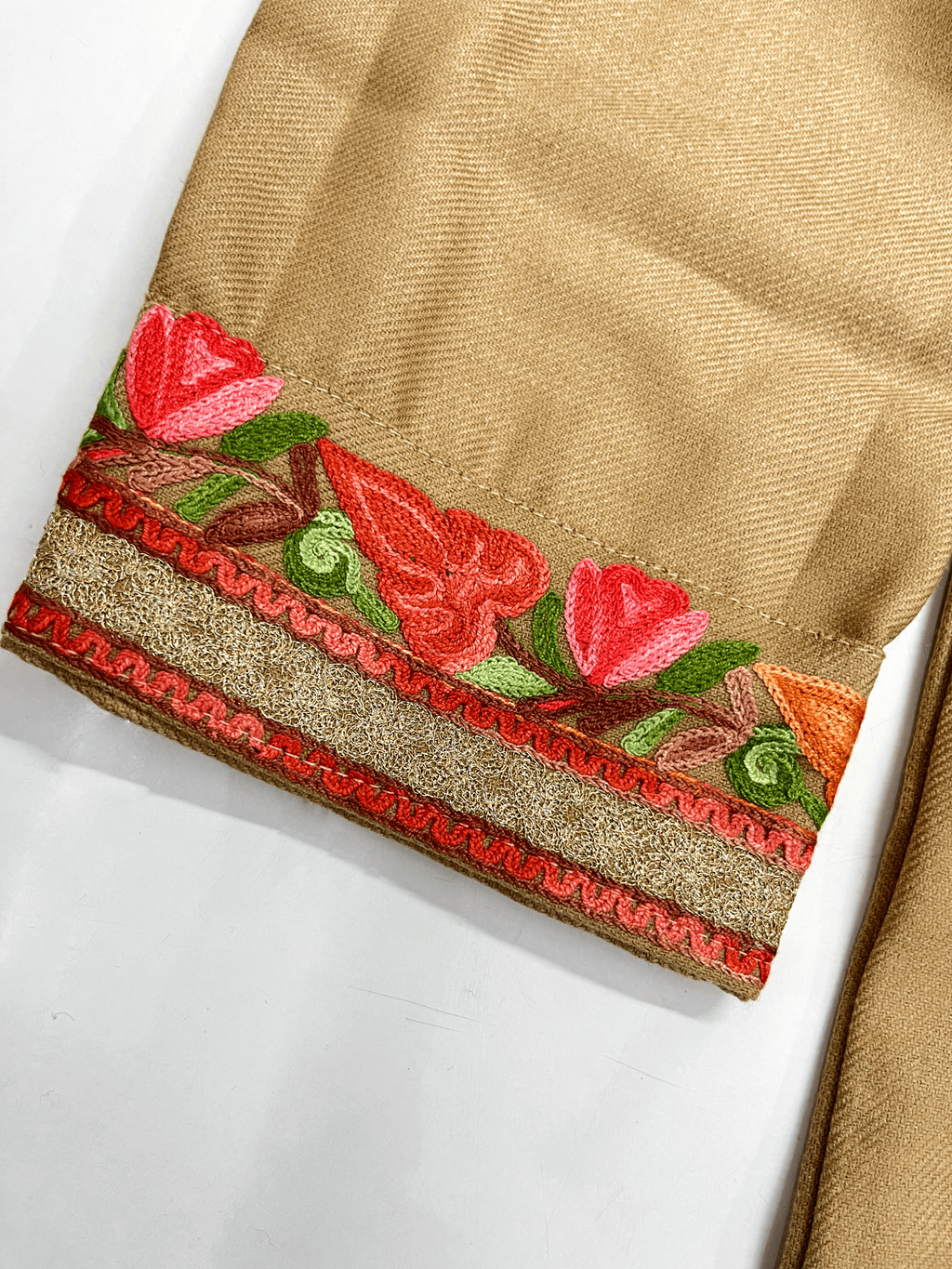 Brown Aari-Tilla Embroidered Kashmiri Co-ord set