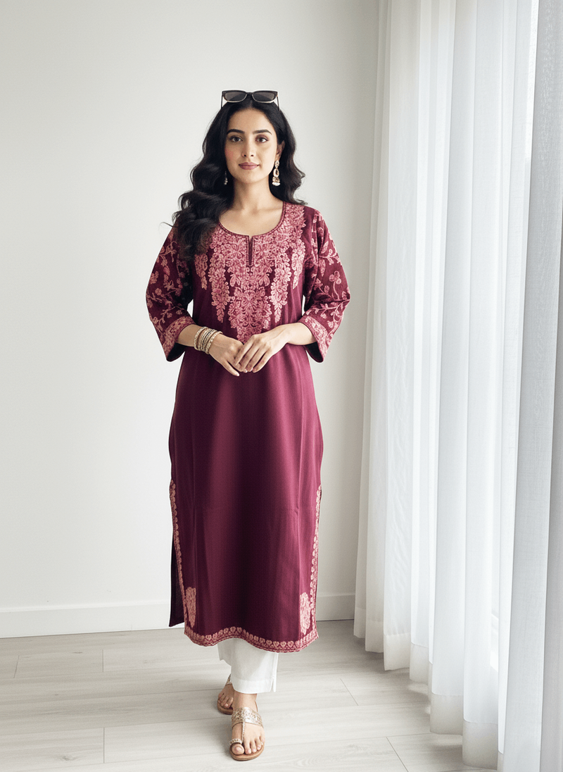 Zeenat-e-Wine Aari-Embroidered Kashmiri Pheran